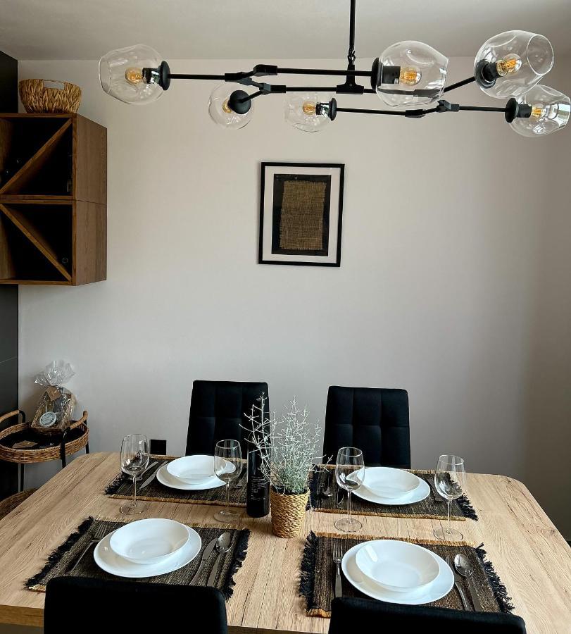V Residence Apartments Rabac Bagian luar foto