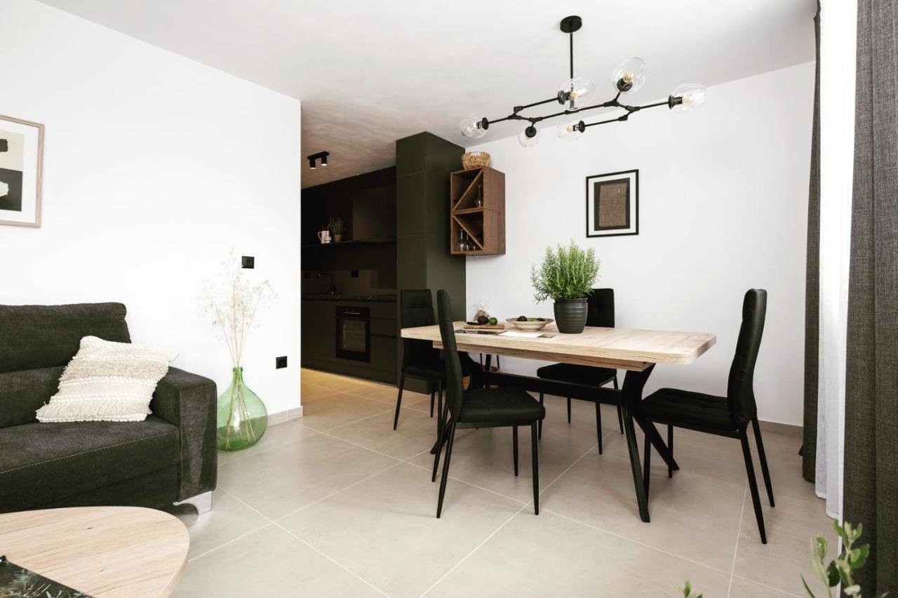 V Residence Apartments Rabac Bagian luar foto