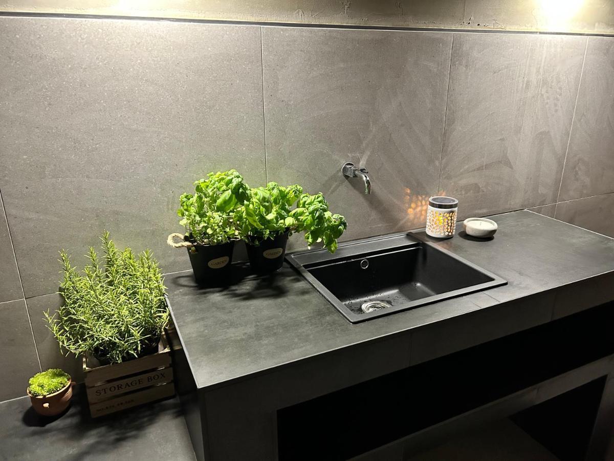 V Residence Apartments Rabac Bagian luar foto