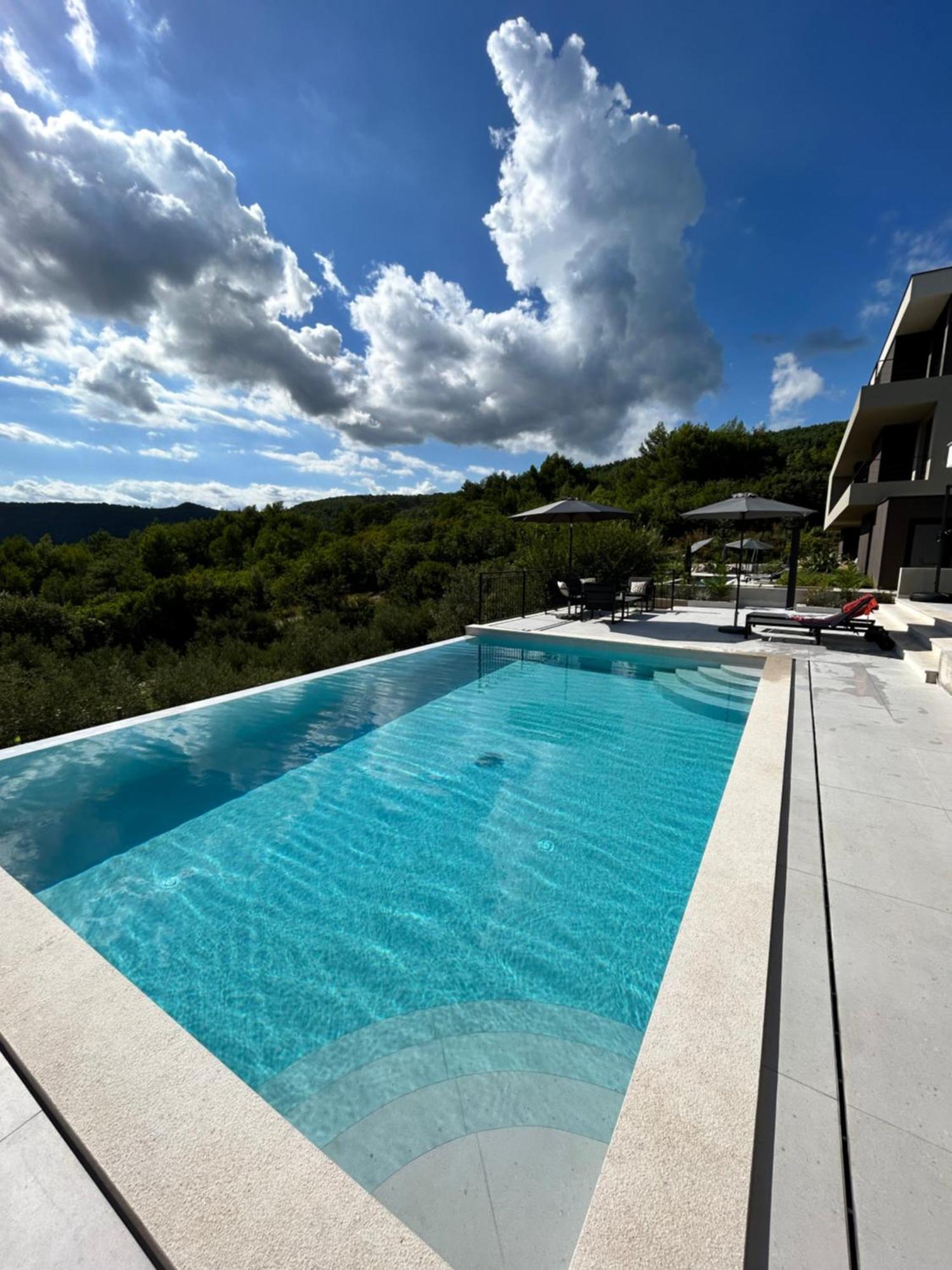 V Residence Apartments Rabac Bagian luar foto